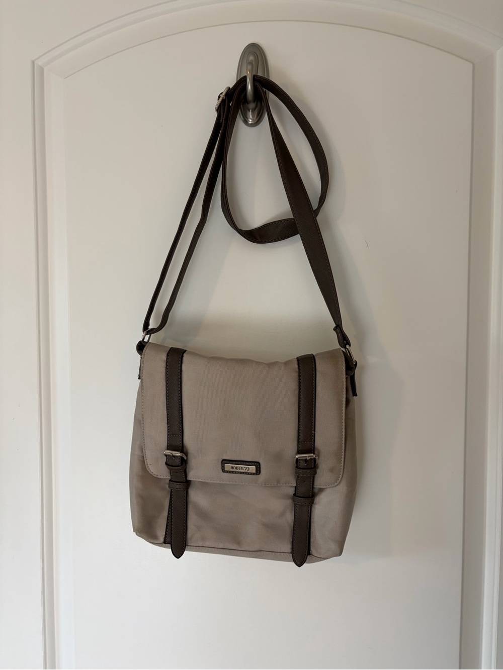Roots 1973 Crossbody Bag Tan with Brown Trim